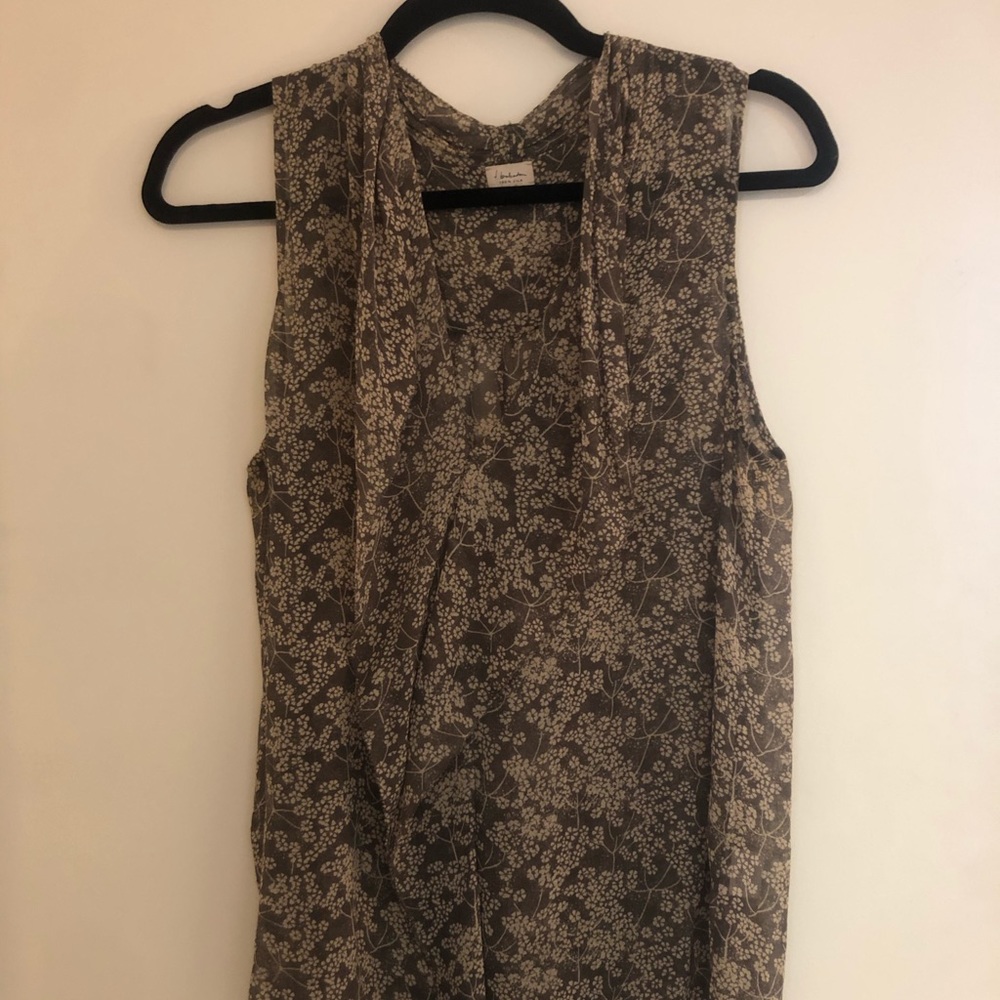 Floral print Aritzia blouse